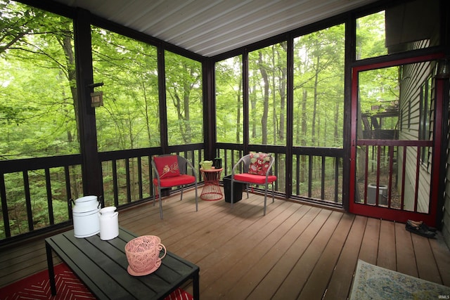 sunroom with a healthy amount of sunlight