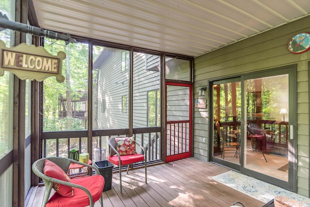 view of sunroom / solarium