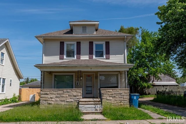 view of front facade with covered porch