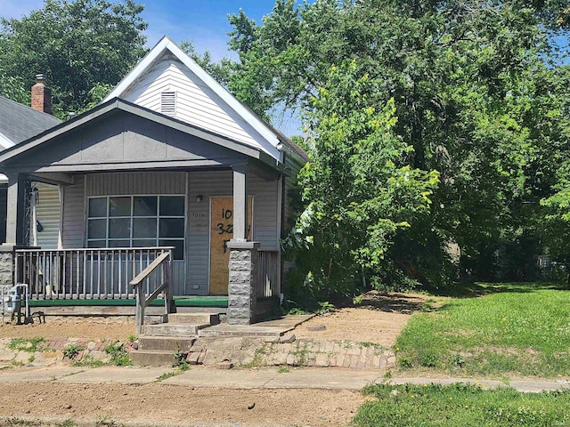 view of front facade with a porch