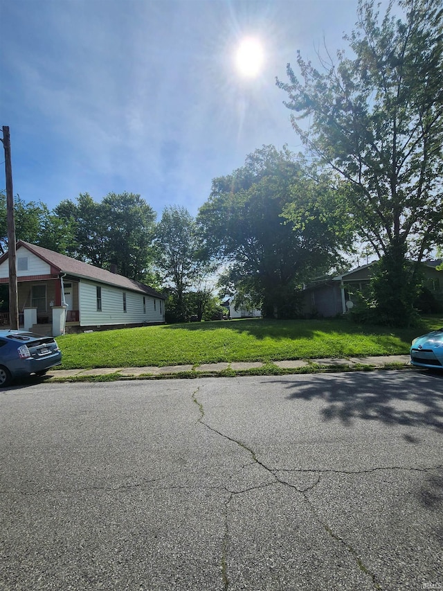 Listing photo 2 for 926 S Elliott St, Evansville IN 47713