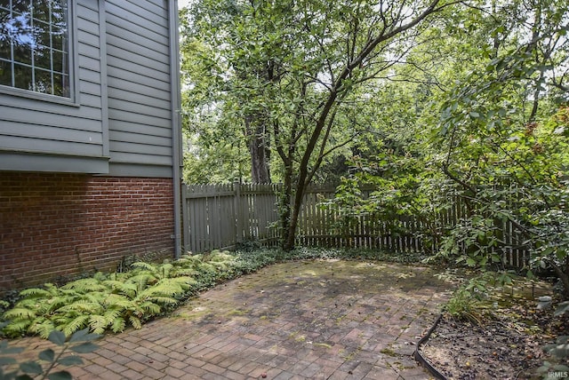 4007 Fairfax Rd, Evansville, IN 47710 - view of patio