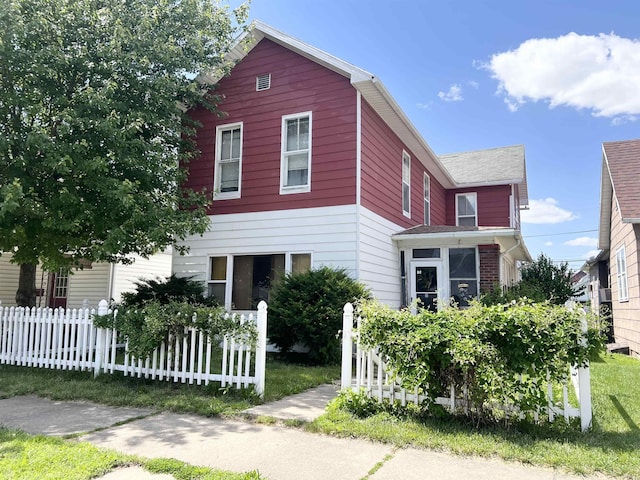 view of front of home