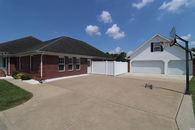 view of front of property featuring a garage