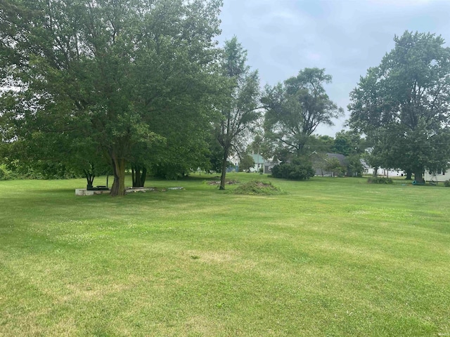 9370 Railroad St, Orland, IN 46776