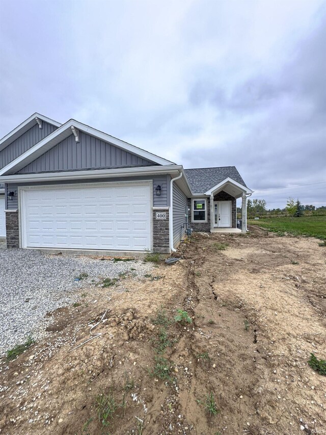 view of front facade with a garage