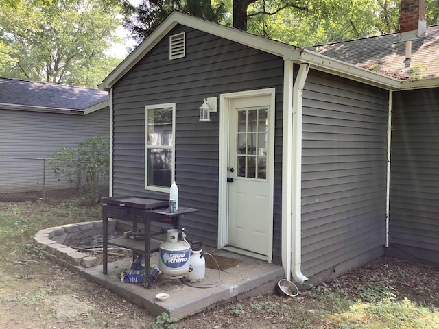 view of outbuilding