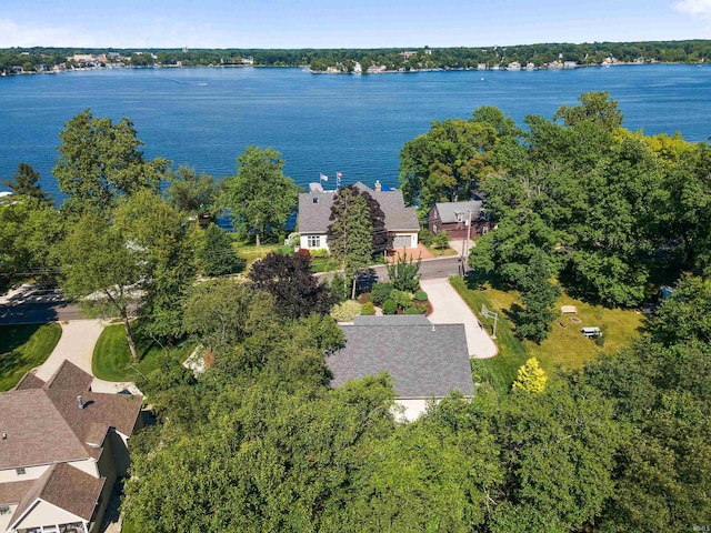 birds eye view of property featuring a water view