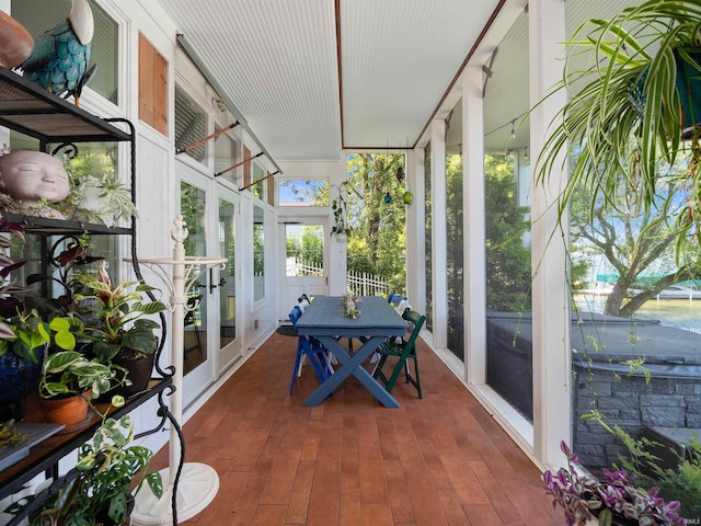 view of sunroom / solarium