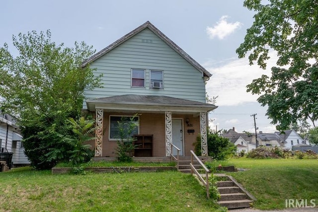 view of front of home with a front lawn