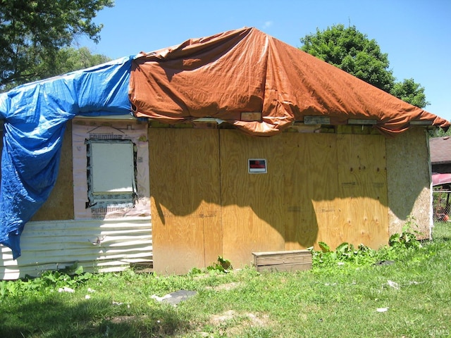 view of side of home