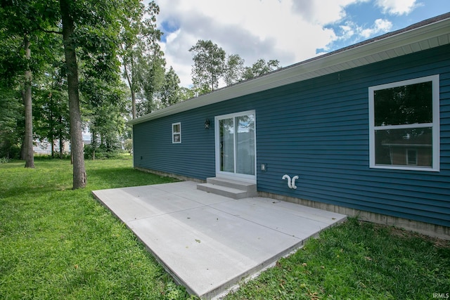 exterior space featuring a lawn