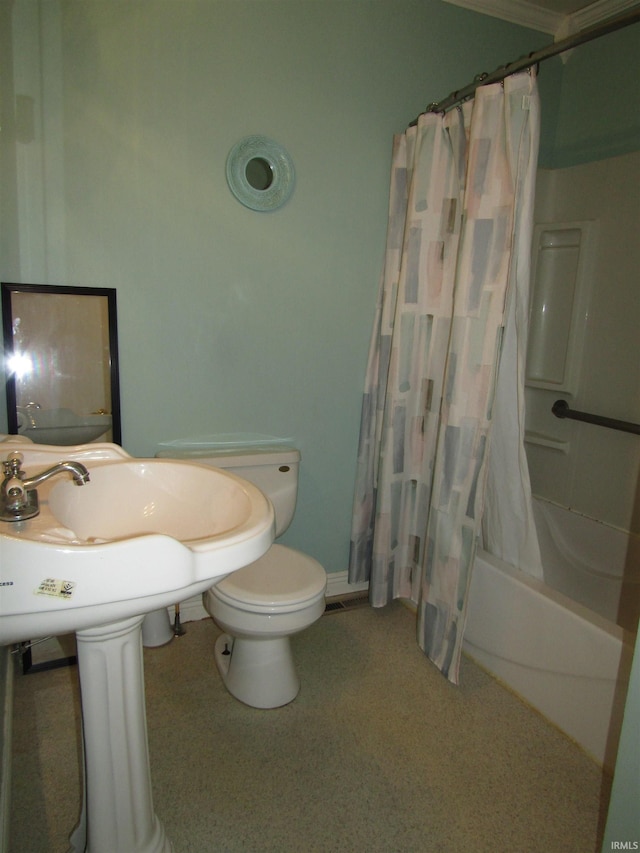 bathroom with shower / tub combo with curtain and toilet