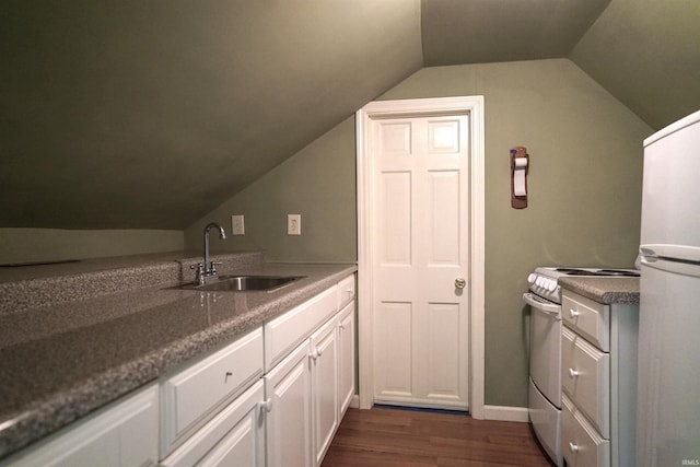 kitchen featuring sink, dark wood-type flooring, white cabinetry, electric stove, and vaulted ceiling