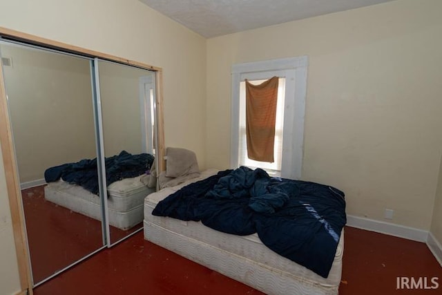 bedroom featuring a closet