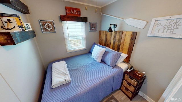 bedroom with baseboards