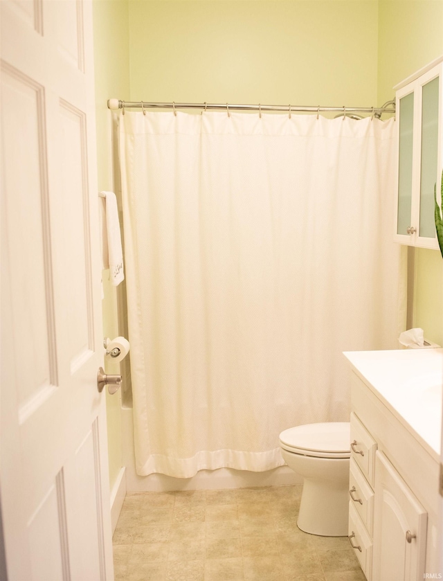 235 N Main St, Kokomo, IN 46901 - full bath with toilet, vanity, and shower / bath combination with curtain