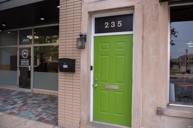 235 N Main St, Kokomo, IN 46901 - view of doorway to property