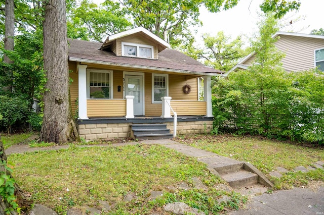 bungalow-style home with covered porch