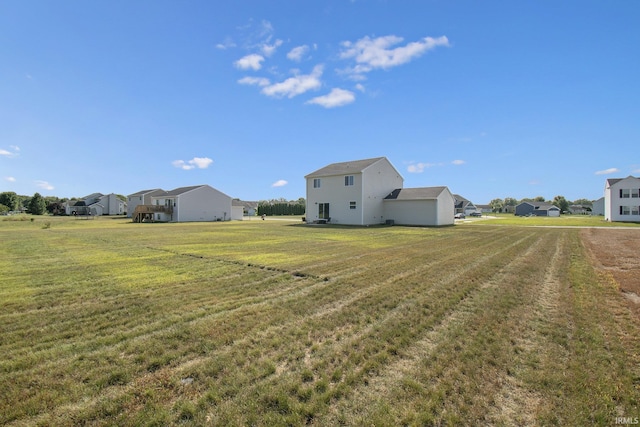 view of yard with a residential view