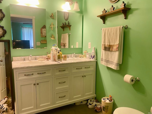 bathroom with vanity