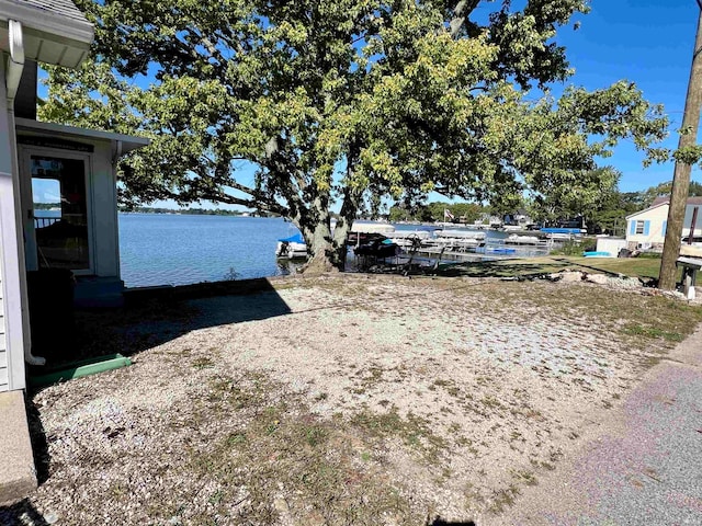 view of yard with a water view