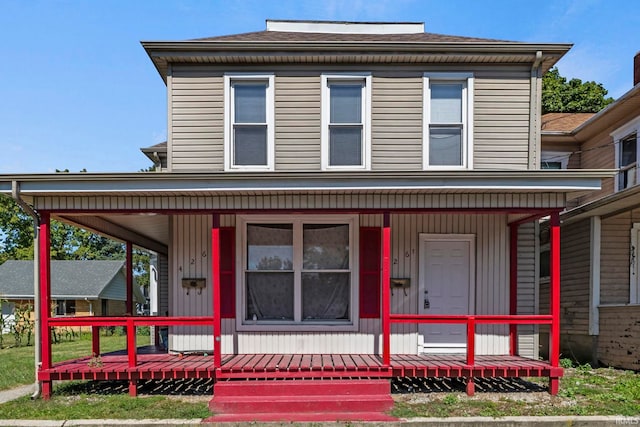 view of front of property featuring covered porch