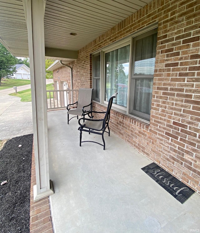 view of patio / terrace with covered porch