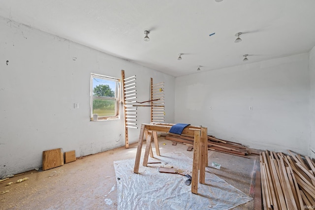 2286 W 500 S Rd, Pleasant Lake, IN 46779 - interior space