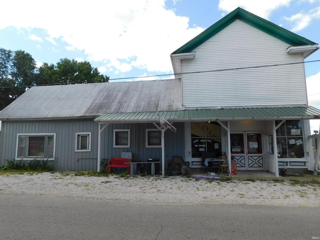 view of front of home with a porch