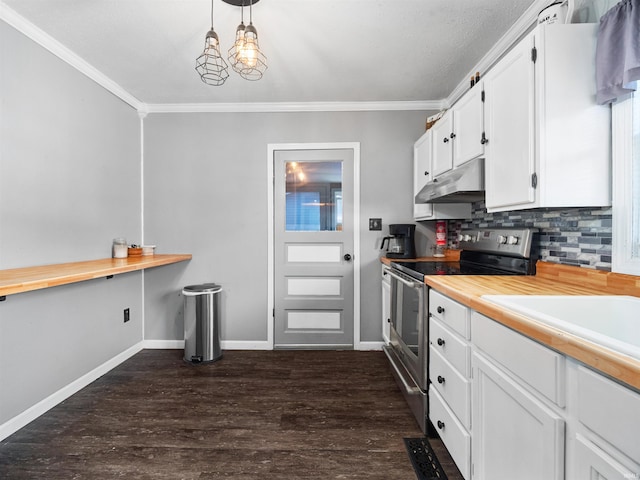 kitchen featuring dark hardwood / wood-style flooring, ornamental molding, electric stove, and white cabinetry