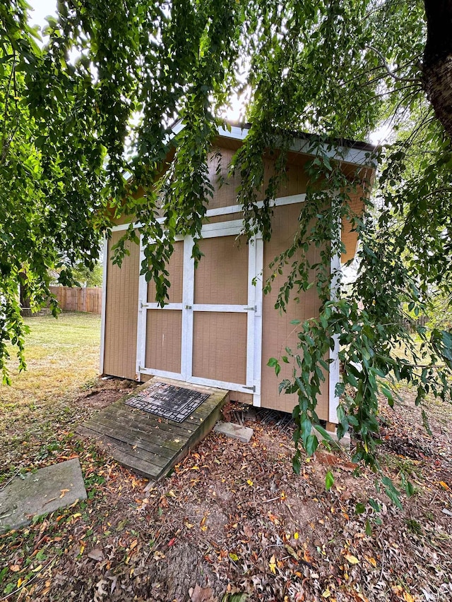 view of outbuilding