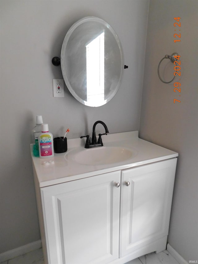 bathroom with vanity