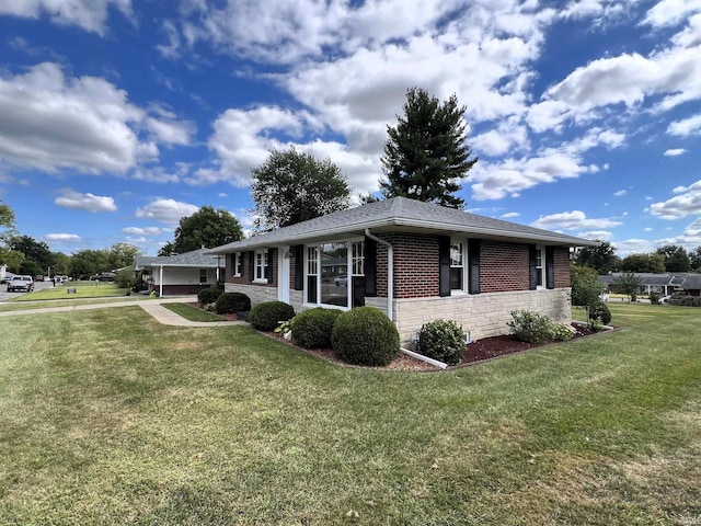 view of front of home with a front yard