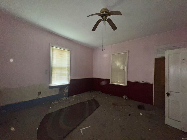 spare room featuring ceiling fan