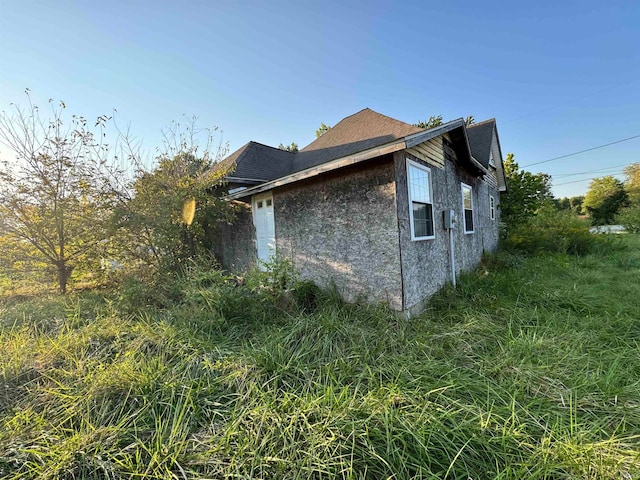 view of property exterior