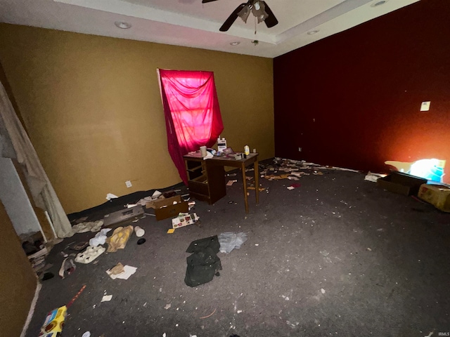 spare room featuring ceiling fan