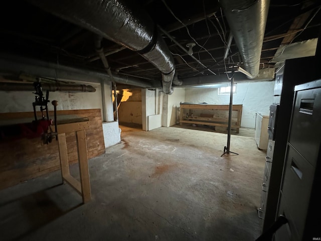 basement featuring washer / dryer