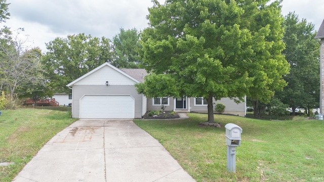 view of front facade featuring a front yard and a garage