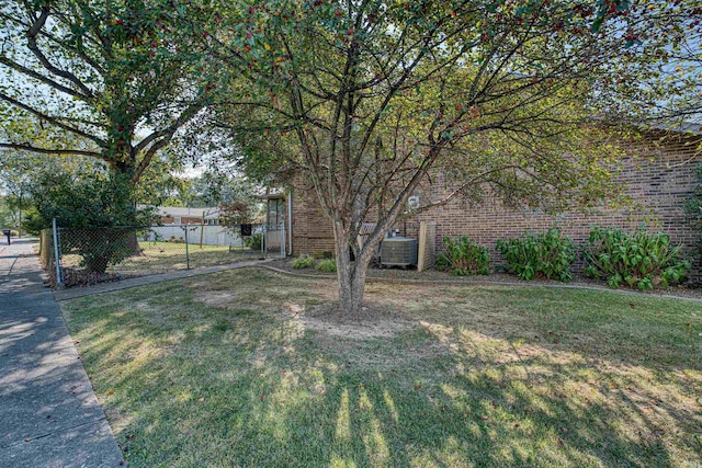 view of yard featuring central AC