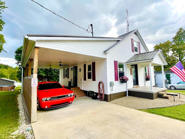 view of front of house with a carport