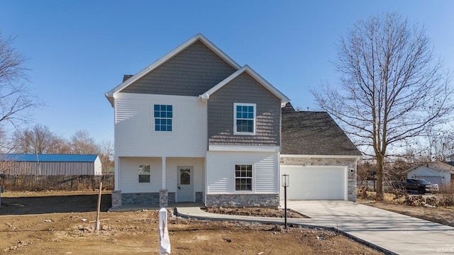 view of front property featuring a garage