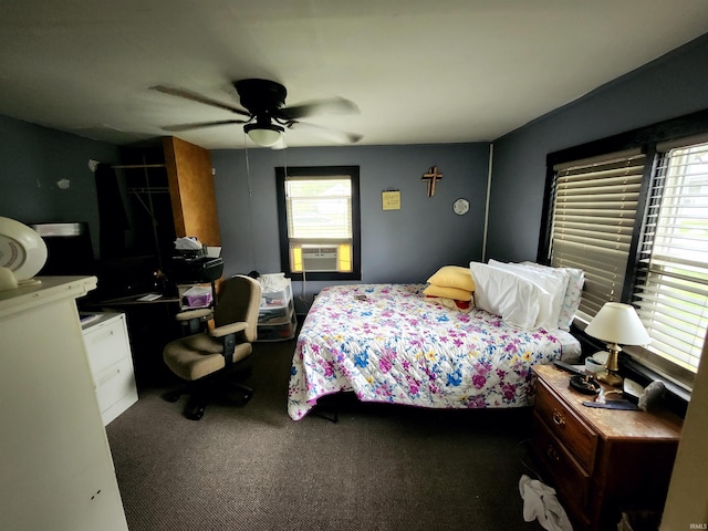 bedroom featuring carpet floors and a ceiling fan