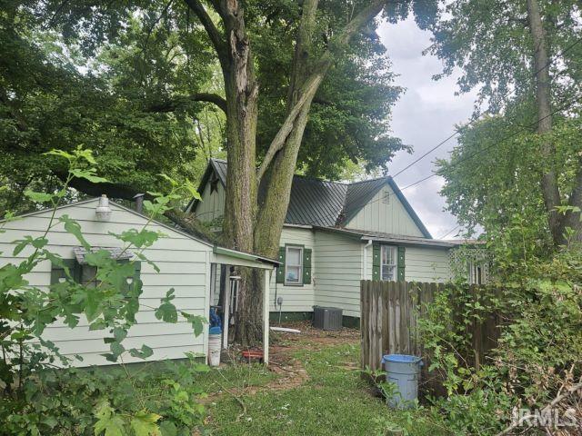 506 Meredith St, Washington, IN 47501 - rear view of house