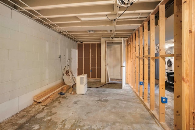 basement featuring washer / clothes dryer