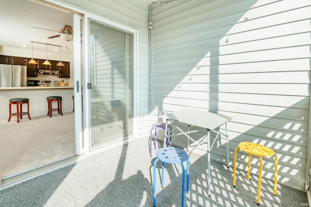 balcony with a wet bar