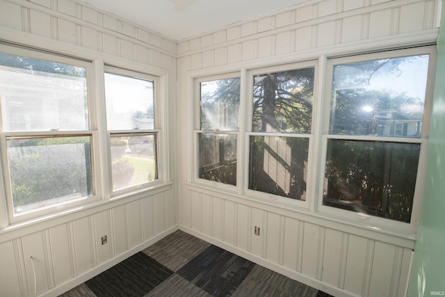 view of unfurnished sunroom