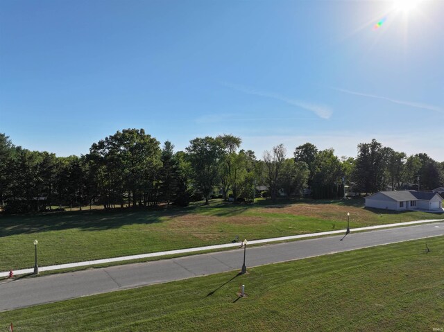 257 E Galbreath Dr, Winamac, IN 46996