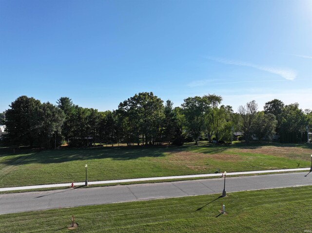 257 E Galbreath Dr, Winamac, IN 46996