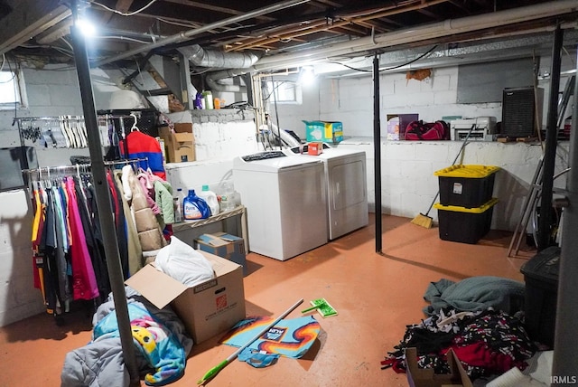 basement with washer and dryer